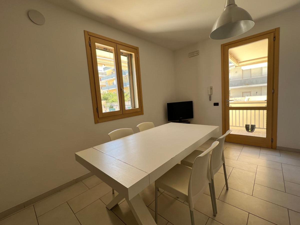 Rosmini Apartment - Parcheggio-Veranda - Baia Verde - Lido - By Click Salento Gallipoli Exterior photo